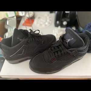 Air Jordan 4 black cat